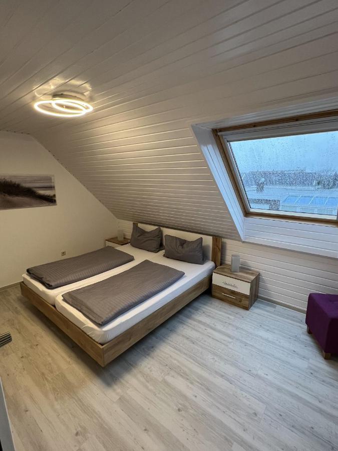 Ferienwohnung Sandfloh Norddeich Esterno foto